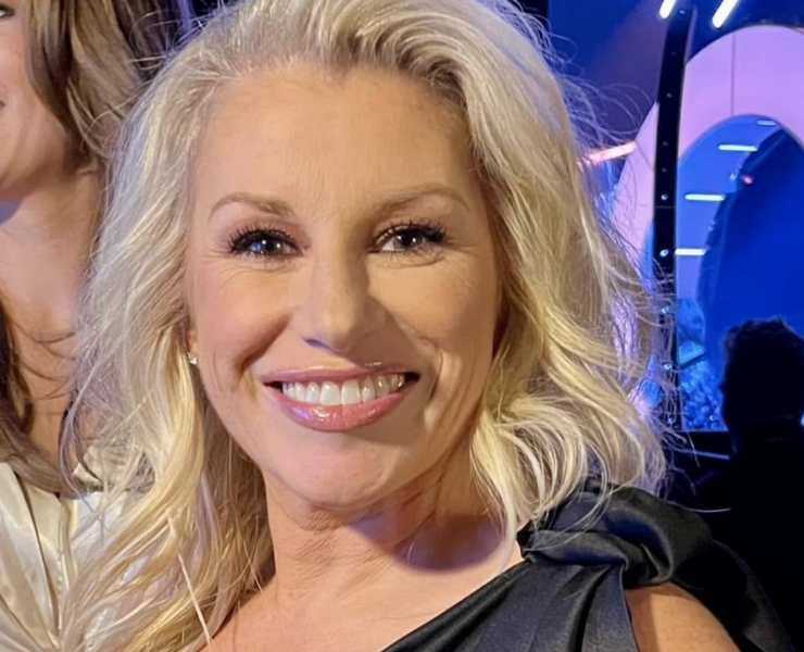 Capture decran le 2026 01 06 a 17.29.41 &Agrave; 48 ans, Cathy Gauthier fait exploser les r&eacute;seaux sociaux en maillot de bain