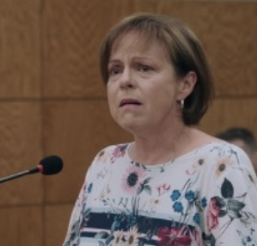 Capture decran le 2026 01 08 a 09.34.27 e1767883036311 Sc&egrave;ne choc dans Ind&eacute;fendable : Martine Brodeur reconna&icirc;t un agresseur dans la salle