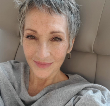 Capture decran le 2026 01 22 a 17.15.07 Apr&egrave;s avoir vaincu DEUX cancers Julie Drolet annonce un retour inattendu