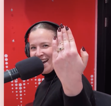 Capture decran le 2026 01 29 a 10.19.40 e1769700186783 Pascale Renaud-H&eacute;bert annonce ses fian&ccedil;ailles en direct &agrave; la radio&hellip; surprise totale!