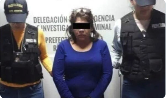 Elle poignarde son mari après avoir découvert des photos compromettantes… avant de réaliser qu’il s’agissait d’elle, plus jeune 1 Elle poignarde son mari après avoir découvert des photos compromettantes… avant de réaliser qu’il s’agissait d’elle, plus jeune Capture le 2026 01 04 a 23.42.34 e1767591266427 Elle poignarde son mari après avoir découvert des photos compromettantes… avant de réaliser qu’il s’agissait d’elle, plus jeune