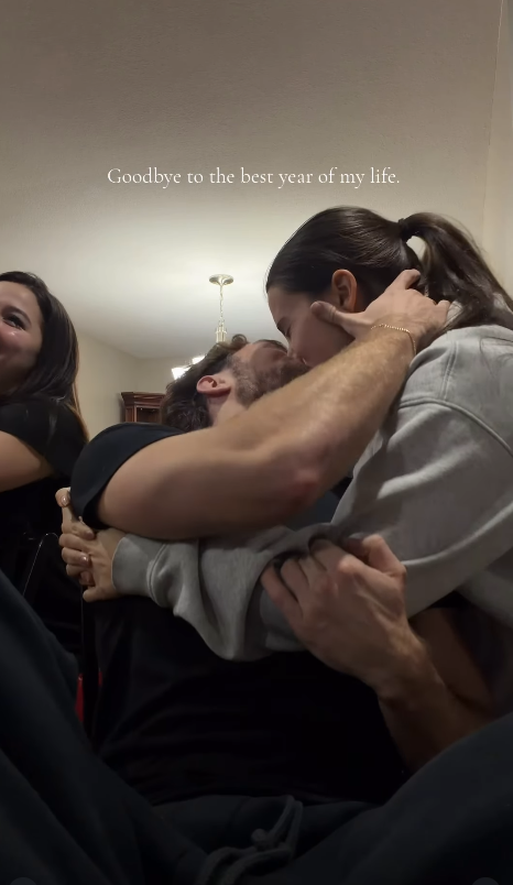 Capture le 2026 01 05 a 01.11.18 Julie Le Breton d&eacute;voile enfin son amoureux : d&eacute;couvrez leur complicit&eacute; en (04) images