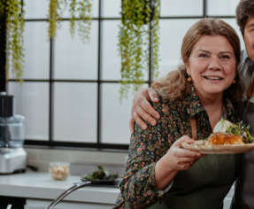 Capture le 2026 01 05 a 01.43.20 Marina Orsini en voyage : une photo rare avec son(...) bien-aim&eacute; pour une occasion sp&eacute;ciale.