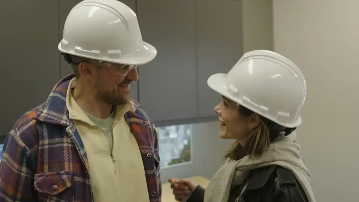 Vous Ne Devinez Jamais Ce Qui les a Poussés à Rénover Leur Maison 2 Vous Ne Devinez Jamais Ce Qui les a Poussés à Rénover Leur Maison Capture le 2026 01 05 a 04.42.05 Vous Ne Devinez Jamais Ce Qui les a Poussés à Rénover Leur Maison