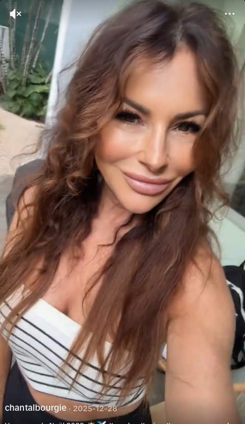 Capture le 2026 01 09 a 00.39.24 Une ex-candidate de &ldquo;Ma m&egrave;re, ton p&egrave;re&rdquo; retrouve l'amour : D&eacute;couvrez son escapade au soleil",