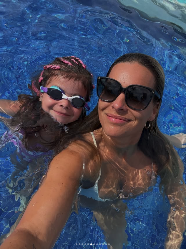 Capture le 2026 01 09 a 06.30.13 &laquo; Kim Rusk en maillot de bain : cette photo fait fondre le Qu&eacute;bec en plein c&oelig;ur de l&rsquo;hiver &raquo;