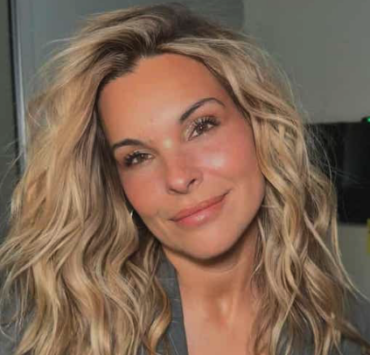 « Kim Rusk en maillot de bain : cette photo fait fondre le Québec en plein cœur de l’hiver » 2 « Kim Rusk en maillot de bain : cette photo fait fondre le Québec en plein cœur de l’hiver » Capture le 2026 01 09 a 06.33.51 « Kim Rusk en maillot de bain : cette photo fait fondre le Québec en plein cœur de l’hiver »