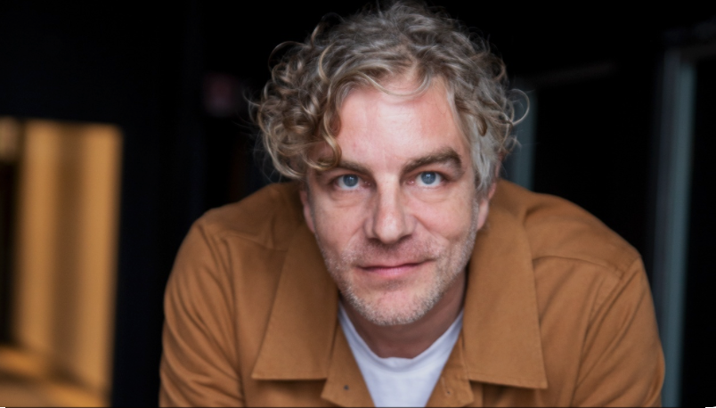 Hubert Proulx dévoile une photo rare avec sa conjointe Ruba Ghazal... et capte le cœur de tous 1 Hubert Proulx dévoile une photo rare avec sa conjointe Ruba Ghazal... et capte le cœur de tous Capture le 2026 01 10 a 15.01.15 Hubert Proulx dévoile une photo rare avec sa conjointe Ruba Ghazal... et capte le cœur de tous