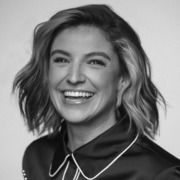 Capture le 2026 01 15 a 02.12.16 Sara Dufour &eacute;clate en larmes sur sc&egrave;ne et fait une annonce qui a touch&eacute; tout le monde