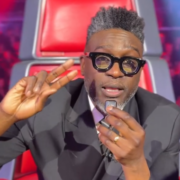 Capture le 2026 01 17 a 01.44.31 e1768632550648 La Voix d&eacute;marre fort : Corneille suit son instinct et surprend tout le monde