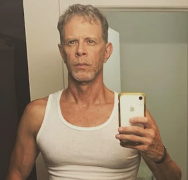 Capture le 2026 01 18 a 04.53.14 Jean-Nicolas Verreault partage de nouvelle photo de sa femme et de leurs 3 filles en maillot de bain et les r&eacute;actions explosent!