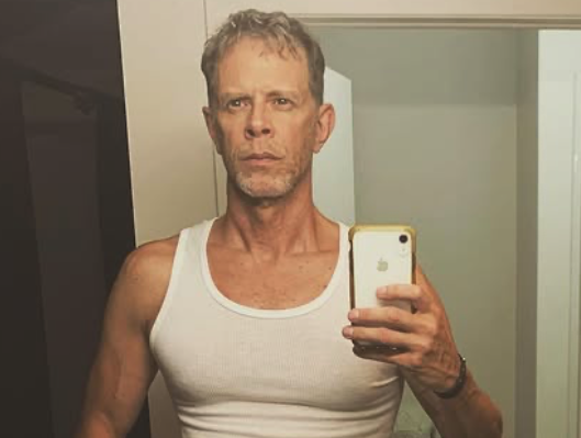 Capture le 2026 01 18 a 04.53.14 Jean-Nicolas Verreault partage de nouvelle photo de sa femme et de leurs 3 filles en maillot de bain et les r&eacute;actions explosent!