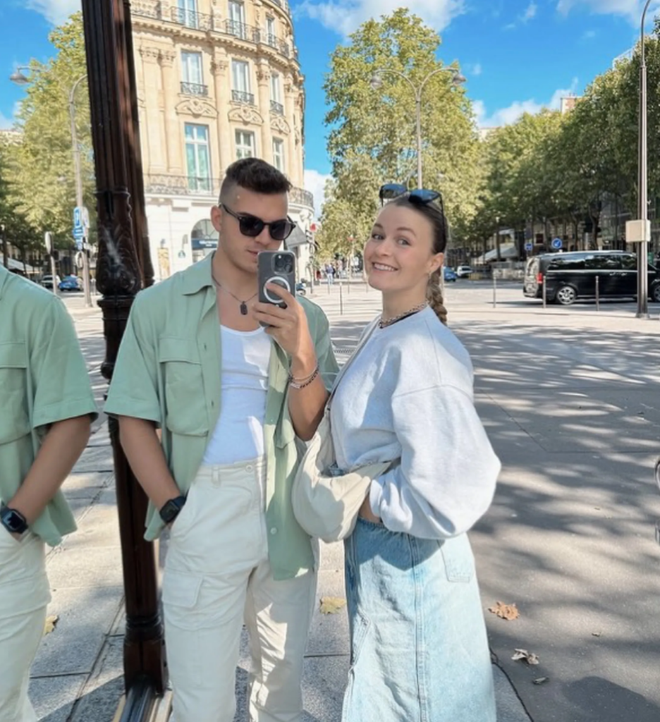 Capture le 2026 01 19 a 05.45.41 Delphine Morissette d&eacute;voile 10 photos de son nouveau fianc&eacute;&hellip; et les fans craquent