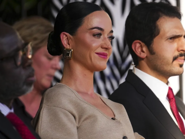 Capture le 2026 01 21 a 03.09.14 Justin Trudeau et Katy Perry : leur apparition en Suisse fait jaser