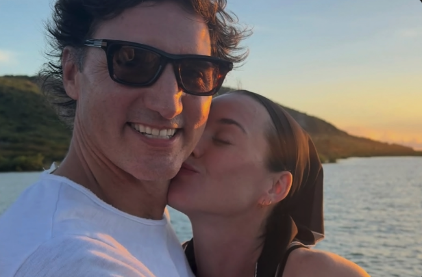 Capture le 2026 01 21 a 03.10.18 Justin Trudeau et Katy Perry : leur apparition en Suisse fait jaser