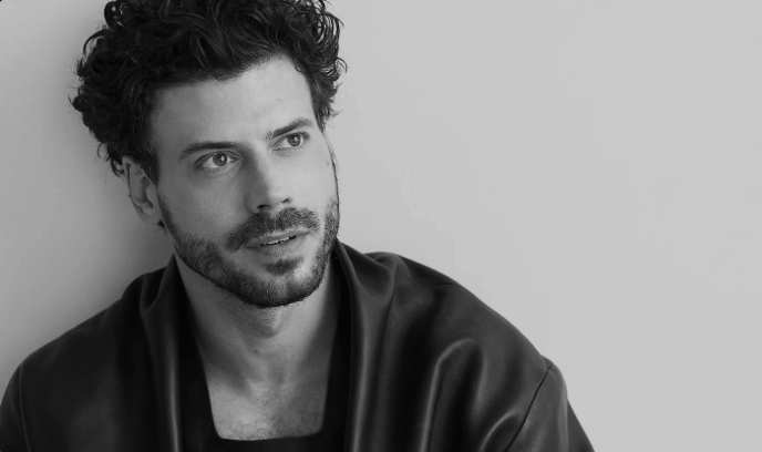 Capture le 2026 01 22 a 03.01.15 Fran&ccedil;ois Arnaud a d&eacute;j&agrave; &eacute;t&eacute; en couple avec cette vedette tr&egrave;s connue du public