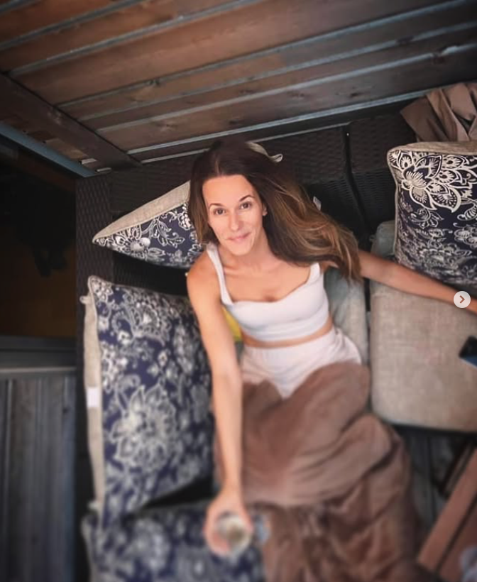 Capture le 2026 01 22 a 06.34.07 Monic N&eacute;ron s&rsquo;affiche en bikini: la premi&egrave;re photo qui frappe