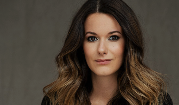 Capture le 2026 01 22 a 06.49.35 Monic N&eacute;ron s&rsquo;affiche en bikini: la premi&egrave;re photo qui frappe