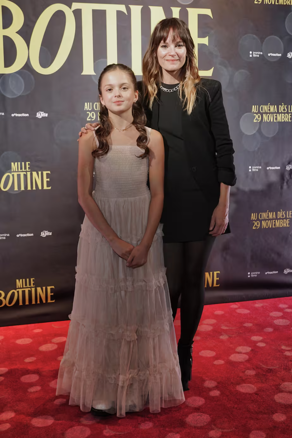 Capture le 2026 01 26 a 03.19.42 Marguerite Laurence: sa m&egrave;re c&eacute;l&egrave;bre du showbiz surprend tout le monde !