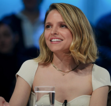 Capture le 2026 01 26 a 21.11.31 Sarah-Jeanne Labrosse d&eacute;voile l'amour &agrave; c&oelig;ur ouvert