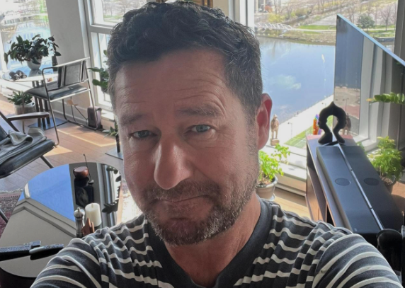 Capture le 2026 01 29 a 03.52.28 Dany Turcotte pr&eacute;sente discr&egrave;tement son nouvel amoureux