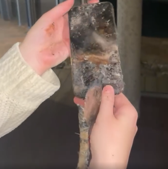 Capture le 2026 01 30 a 04.56.38 Ce que vous faites avec votre t&eacute;l&eacute;phone pourrait &ecirc;tre plus dangereux que vous pensez