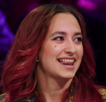 Capture le 2026 01 30 a 06.10.44 &Eacute;l&eacute;onore Lagac&eacute; vole la vedette avec un look &eacute;blouissant &agrave; Z&eacute;nith