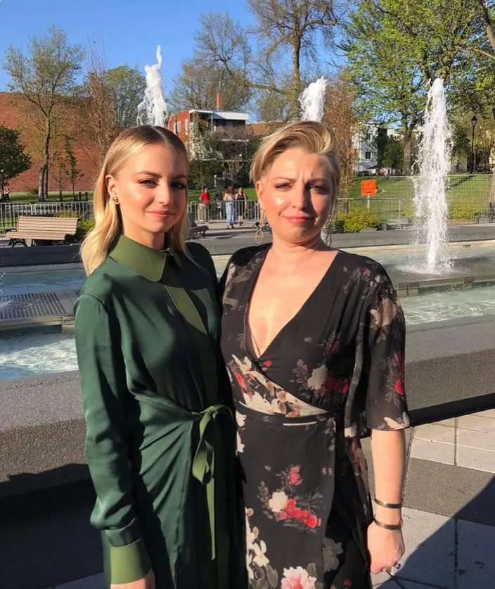 Capture le 2026 01 31 a 05.50.45 Voici qui sont les parents bien connus de Ludivine Reding