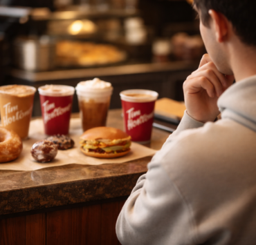 ChatGPT Image 1 janv. 2026 16 38 23 Tim Hortons : quelle est la meilleure chose sur le menu ?