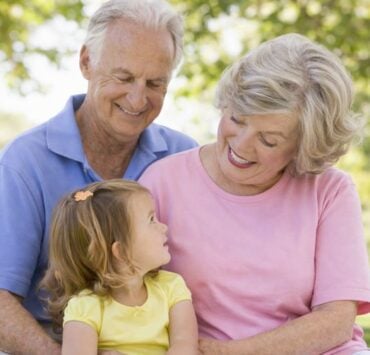 Bonne nouvelle : être grand-parent aurait des effets positifs sur la santé 3 Bonne nouvelle : être grand-parent aurait des effets positifs sur la santé grandpp e1768243361416 Bonne nouvelle : être grand-parent aurait des effets positifs sur la santé