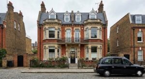 Cette femme fortunée propose un poste étonnant très bien payé 2 Cette femme fortunée propose un poste étonnant très bien payé unnamed 10 Cette femme fortunée propose un poste étonnant très bien payé