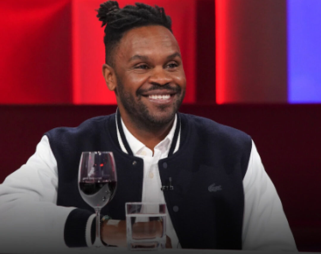 Pierre-Yves Lord hérite d’une émission autrefois animée par Patrice L’Ecuyer et chamboule les commentaires: ça fait déjà jaser 1 Pierre-Yves Lord hérite d’une émission autrefois animée par Patrice L’Ecuyer et chamboule les commentaires: ça fait déjà jaser viral 1768510951 e1768526049800 Pierre-Yves Lord hérite d’une émission autrefois animée par Patrice L’Ecuyer et chamboule les commentaires: ça fait déjà jaser