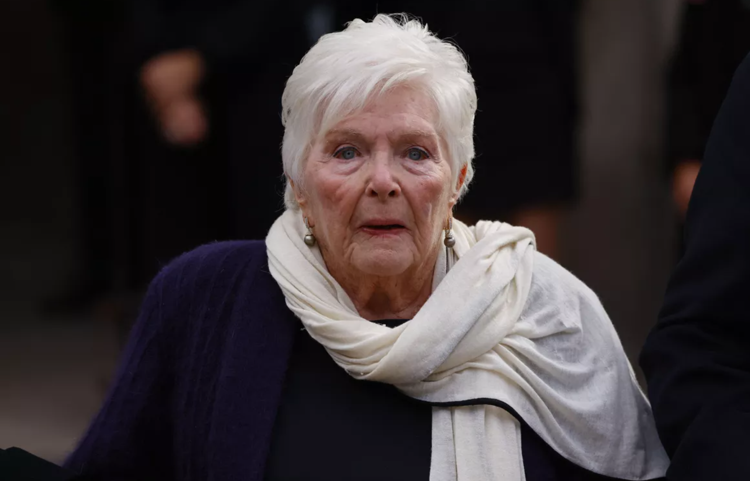 Capture decran 2026 02 08 090346 &ldquo;Je n&rsquo;ai jamais vu la couleur du ch&egrave;que&rdquo; : &agrave; presque 96 ans, Line Renaud r&egrave;gle ses comptes