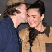 Capture decran 2026 02 08 111352 Karine Gonthier-Hyndman partage une rare photo avec son b&eacute;b&eacute; et son conjoint