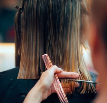 Capture decran 2026 02 14 075840 Cheveux et beaut&eacute; : voici LA coupe parfaite selon la forme de votre visage (celle qui rajeunit instantan&eacute;ment)