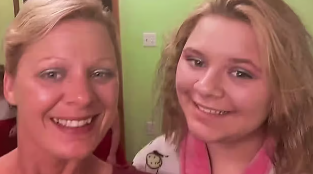 Une femme jalouse force la maîtresse de son conjoint à sauter dans un canyon 1 Une femme jalouse force la maîtresse de son conjoint à sauter dans un canyon Capture decran 2026 02 15 185106 Une femme jalouse force la maîtresse de son conjoint à sauter dans un canyon