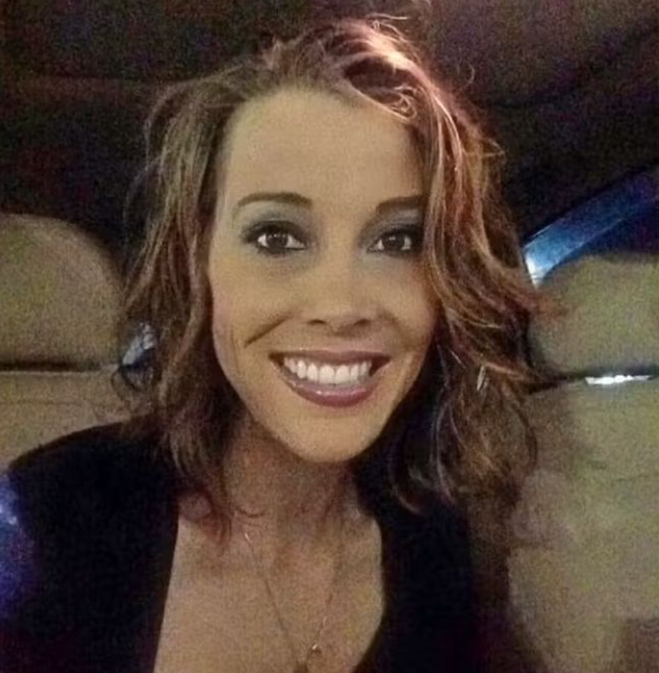 Une femme jalouse force la maîtresse de son conjoint à sauter dans un canyon 2 Une femme jalouse force la maîtresse de son conjoint à sauter dans un canyon Capture decran 2026 02 15 185234 Une femme jalouse force la maîtresse de son conjoint à sauter dans un canyon