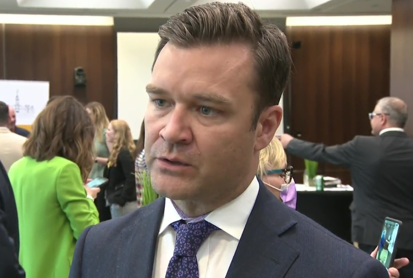 Capture decran 2026 02 18 125057 Choc politique &agrave; Ottawa : un d&eacute;put&eacute; conservateur traverse le plancher pour rejoindre les Lib&eacute;raux