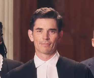 Indéfendable : les fans lancent une théorie sur ce personnage... 2 Indéfendable : les fans lancent une théorie sur ce personnage... Capture decran 2026 02 24 144556 Indéfendable : les fans lancent une théorie sur ce personnage...