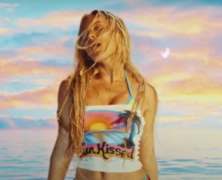 Capture decran 2026 02 26 093730 &Eacute;l&eacute;onore Lagac&eacute; surprend avec une photo glamour et assum&eacute;e prise &agrave; Montr&eacute;al