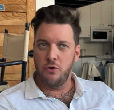 Mathieu Baron révèle enfin le nom de son tout premier béguin célèbre 3 Mathieu Baron révèle enfin le nom de son tout premier béguin célèbre Capture decran 2026 02 26 095119 Mathieu Baron révèle enfin le nom de son tout premier béguin célèbre