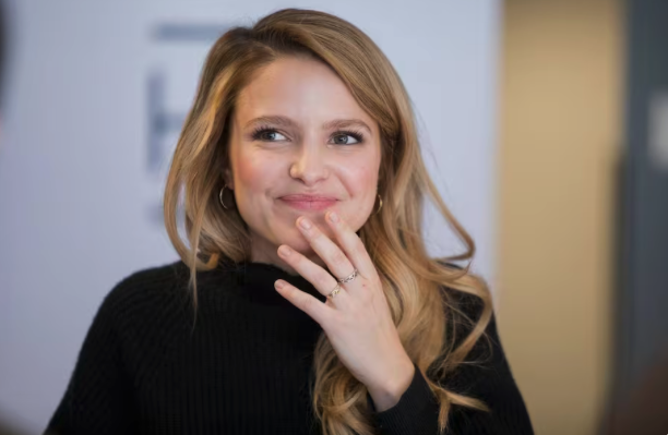 Capture le 2026 02 02 a 05.53.23 Sarah-Jeanne m&eacute;connaissable : Elle coupe TOUT et dit Adieu au Blond !