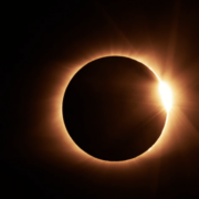 Capture le 2026 02 10 a 06.04.22 L&rsquo;&eacute;clipse solaire du 21 septembre 2025 va porter chance &agrave; ces 3 signes astrologiques