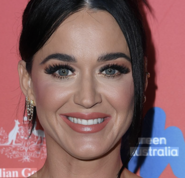 Capture le 2026 02 14 a 23.59.12 1 Katy Perry partage de nouvelles photos avec Justin Trudeau et les internautes ont tous remarqu&eacute; la m&ecirc;me chose