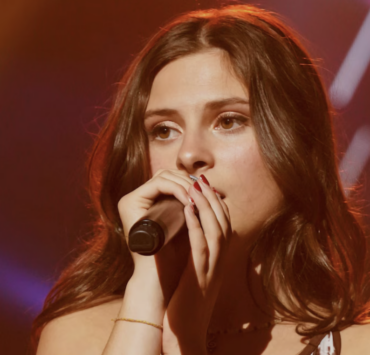 Capture le 2026 02 15 a 08.22.03 Mia Tinayre cr&eacute;e un v&eacute;ritable engouement en direct