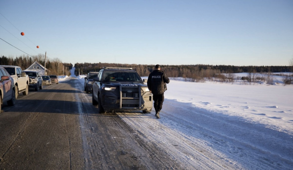 Capture le 2026 02 16 a 08.26.21 Un avion se renverse &agrave; l&rsquo;atterrissage dans une ville au Qu&eacute;bec les autorit&eacute;s sur place confirme