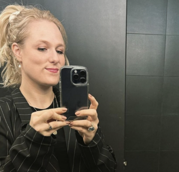 Marie-Soleil Dion officialise sa relation avec Amélie Beyries (07) photos 3 Marie-Soleil Dion officialise sa relation avec Amélie Beyries (07) photos Capture le 2026 02 18 a 10.39.55 Marie-Soleil Dion officialise sa relation avec Amélie Beyries (07) photos