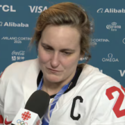 Capture le 2026 02 20 a 11.39.41 Marie-Philip Poulin en larmes apr&egrave;s la d&eacute;faite : une image forte du Canada