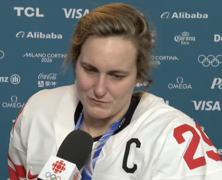 Capture le 2026 02 20 a 11.39.41 Marie-Philip Poulin en larmes apr&egrave;s la d&eacute;faite : une image forte du Canada
