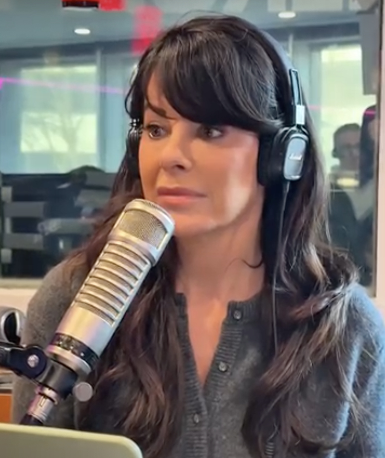 Capture le 2026 02 24 a 10.42.09 Shia LaBeouf et MUn homme perd pr&egrave;s de 200 000 $ en croyant &ecirc;tre en couple avec Marie-Claude Savardia Goth s&eacute;par&eacute;s depuis un an : la nouvelle &eacute;clate